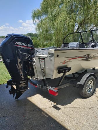 2021 Tracker Pro Guide V16WT